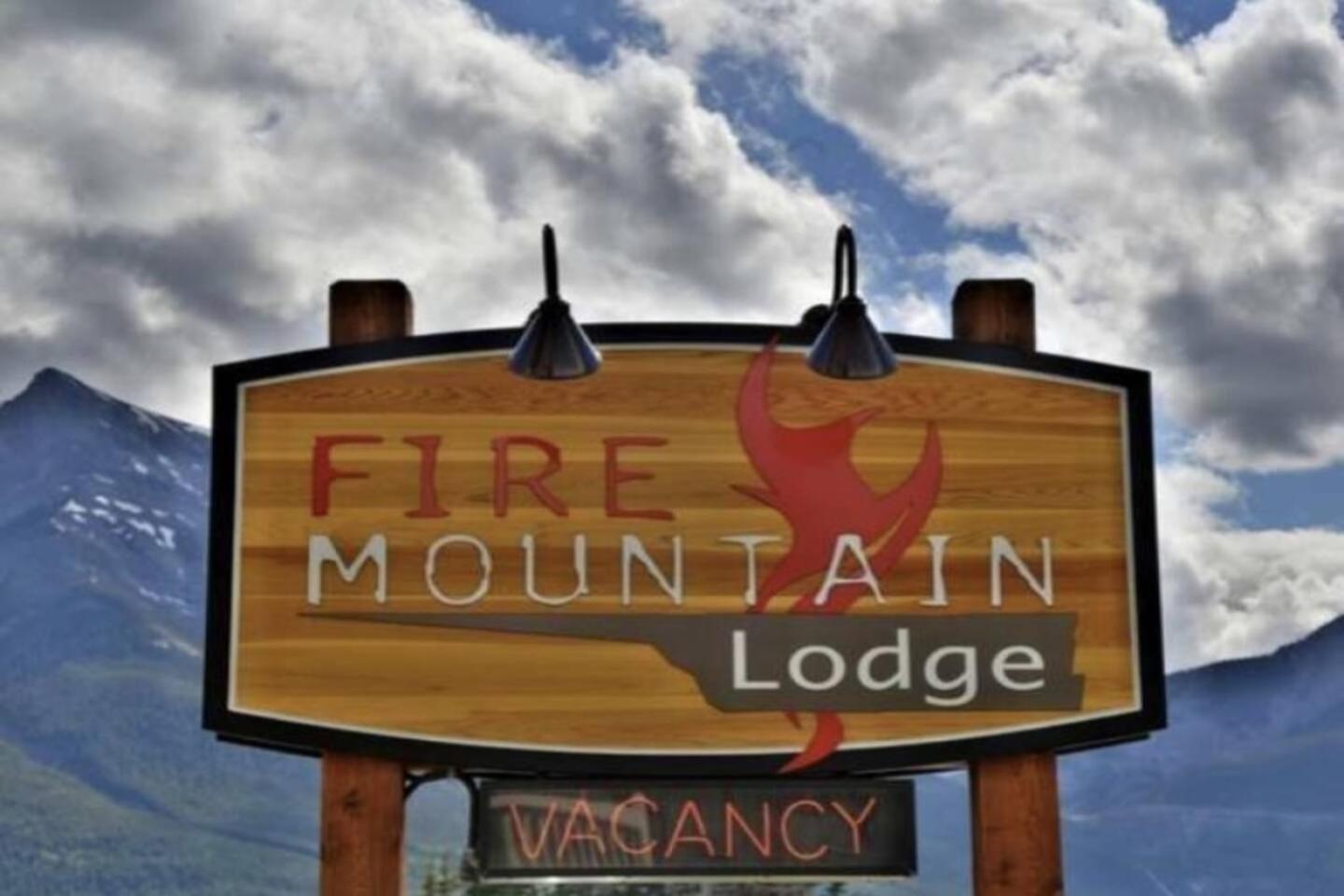 Fire Mountain Two Bedroom Condo Canmore Exterior foto